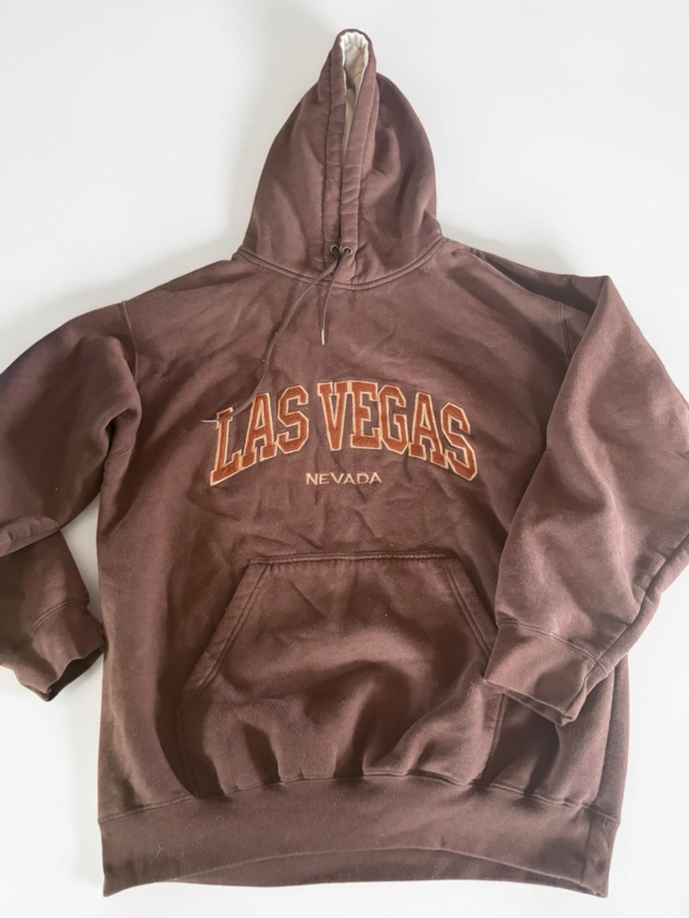 Las Vegas Hoodie Mens XL Brown Graphic Pullover Gift for Streetwear